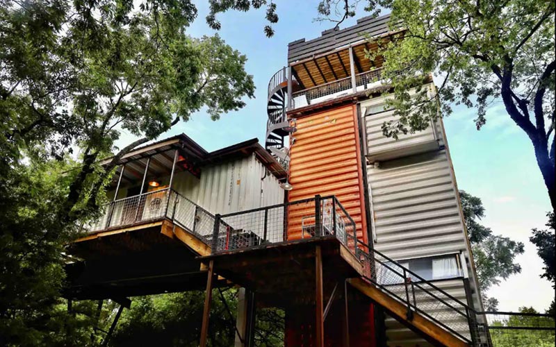 Treehouse Rentals In Texas - Air Castle Treehouse