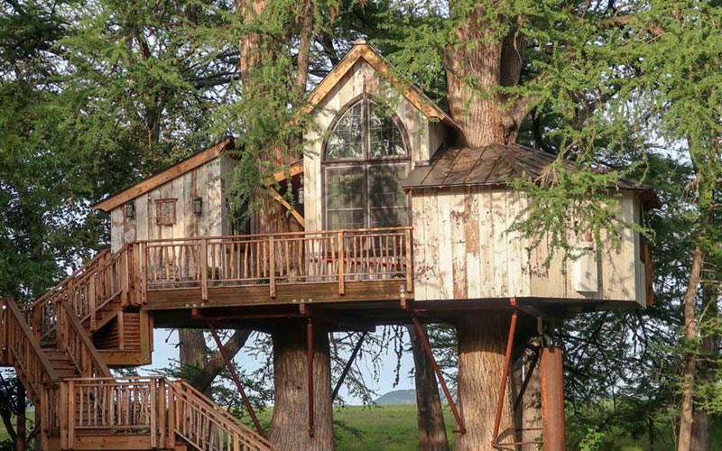 Treehouse Rentals In Texas - Treehouse Utopia Chapelle