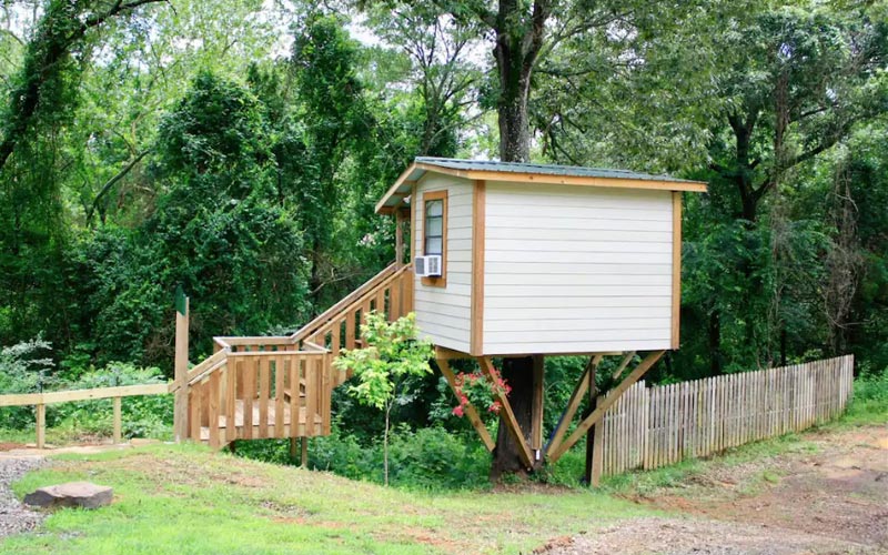 Treehouse Rentals In Arkansas - Serenity Treehouse