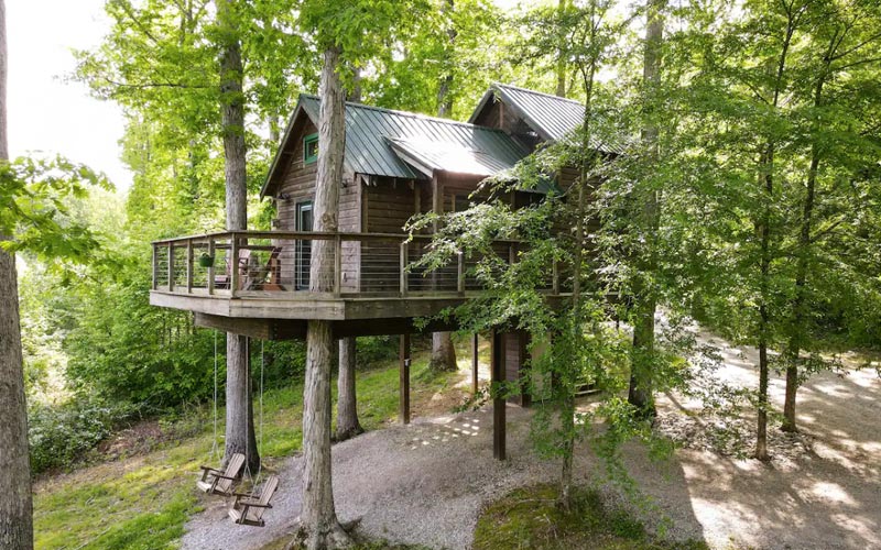 Tennessee Treehouse rentals - Serenity House