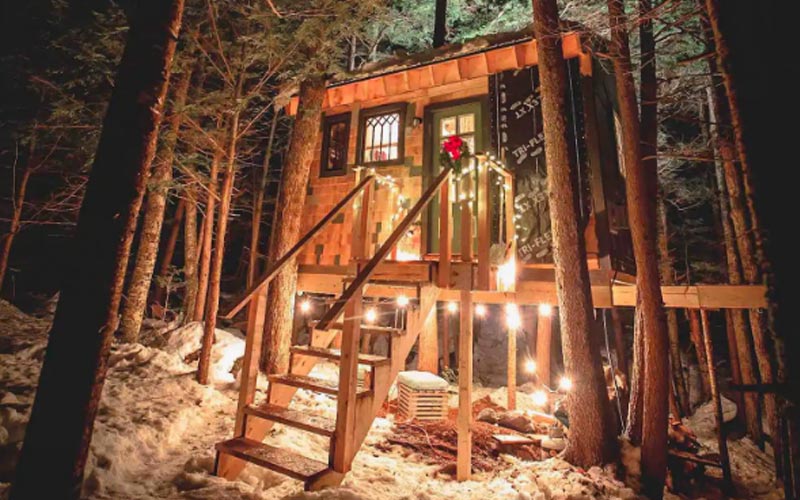 Treehouse Rentals In Vermont - Lovely Treehouse in the Woods 01