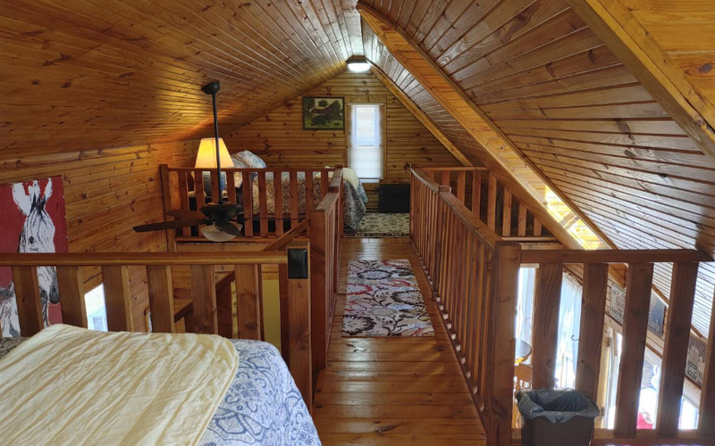 Samson’s Mountain Treehouse - Bedroom