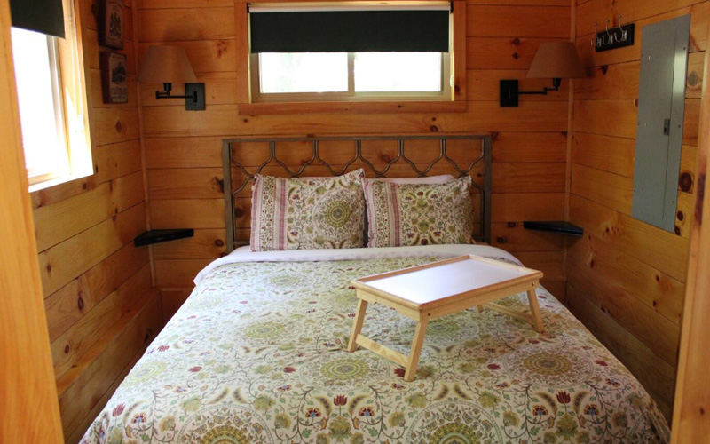 Tuscany Tree House - West Virginia treehouses cozy feel